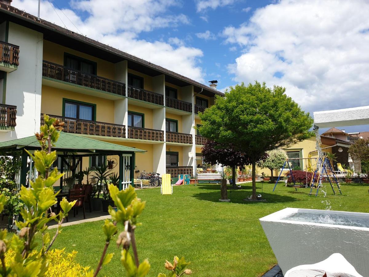 Hotel Garni Hutter Унтербург-ам-Клопайнер-Зее Экстерьер фото