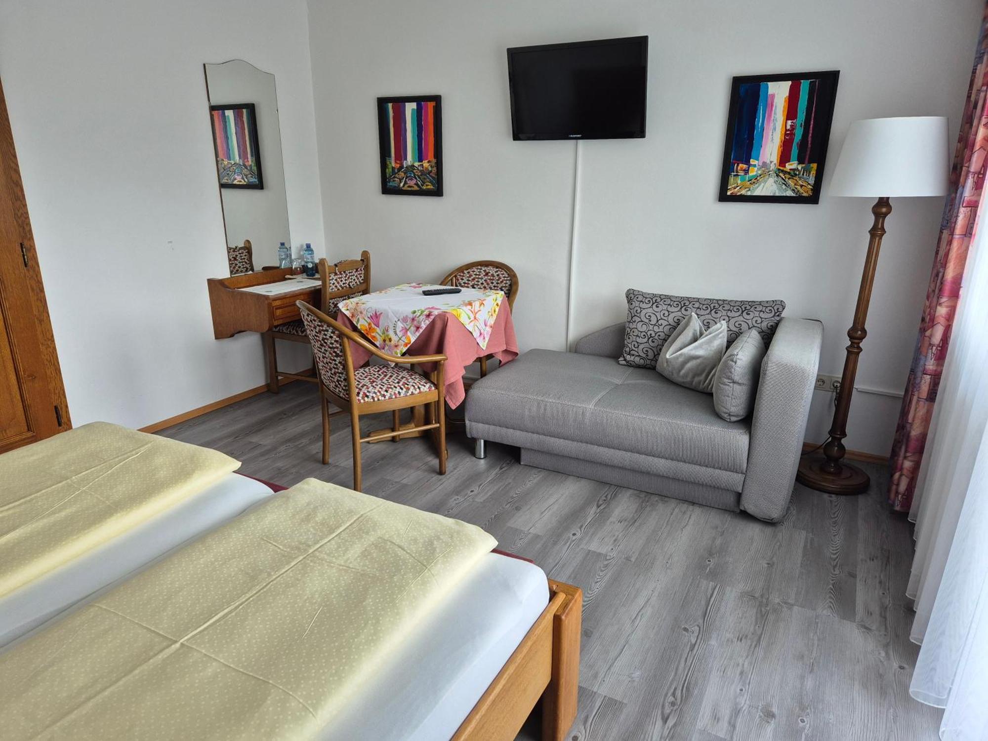 Hotel Garni Hutter Унтербург-ам-Клопайнер-Зее Экстерьер фото